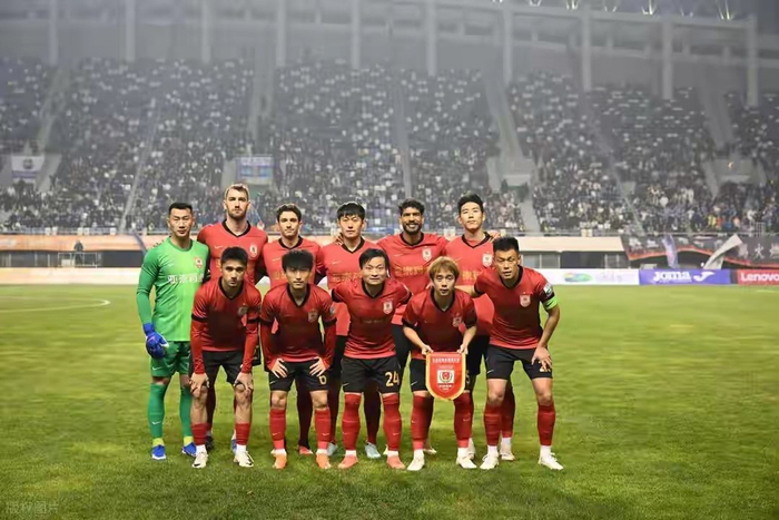 南京城市两轮举报对手外援引争议