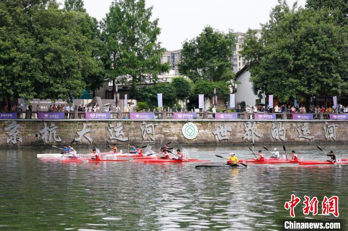 皮划艇马拉松竞渡大运河最南端拱宸桥畔：千年